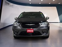 2022 Chrysler Pacifica Limited AWD