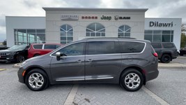 2022 Chrysler Pacifica Limited AWD