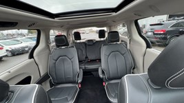 2022 Chrysler Pacifica Limited AWD