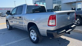 2022 RAM 1500 Tradesman 4x4 Crew Cab 5'7" Box