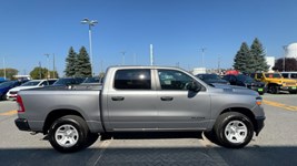 2022 RAM 1500 Tradesman 4x4 Crew Cab 5'7" Box