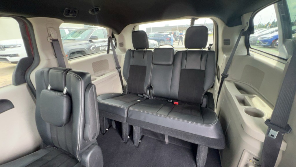 2019 Dodge Grand Caravan SXT Premium Plus 2WD