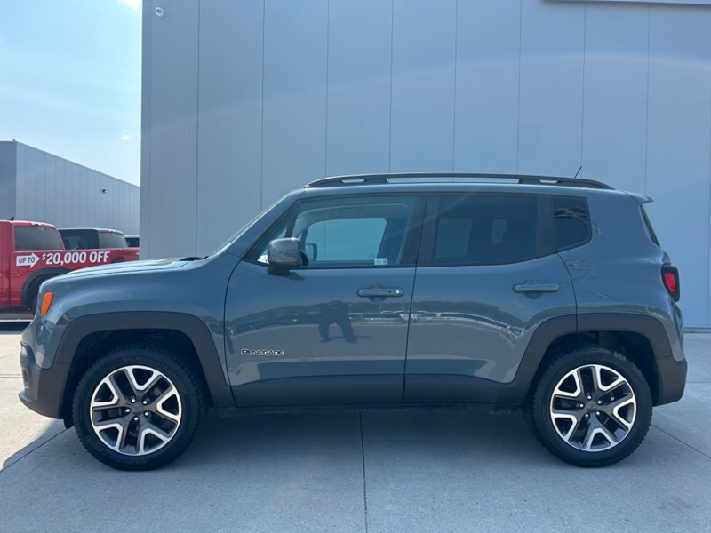 2017 Jeep Renegade 4X4 North | Heated Seats | Clean Carfax!