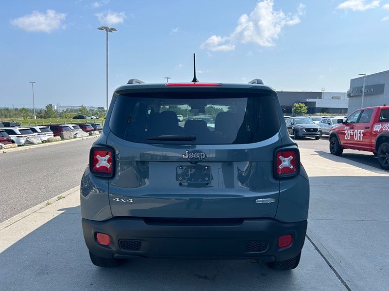 2017 Jeep Renegade 4X4 North | Heated Seats | Clean Carfax!